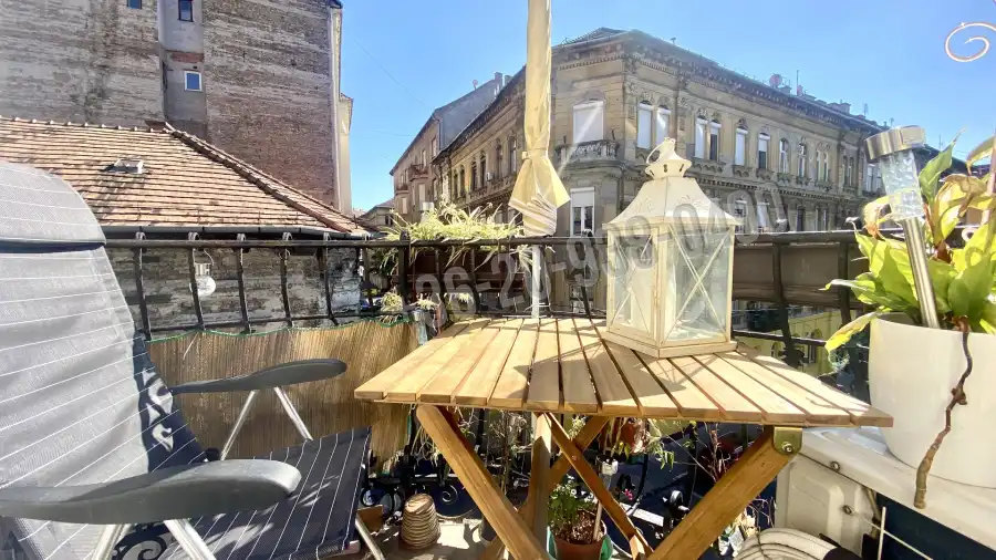 eladó téglalakás, Budapest, VIII. kerület