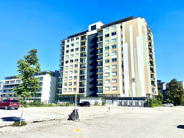 Eladó újszerű panellakás, Siófok 2 szoba 41 m² 71 M Ft Eladó újszerű panellakás, Siófok 2 szoba 41 m² 71 M Ft